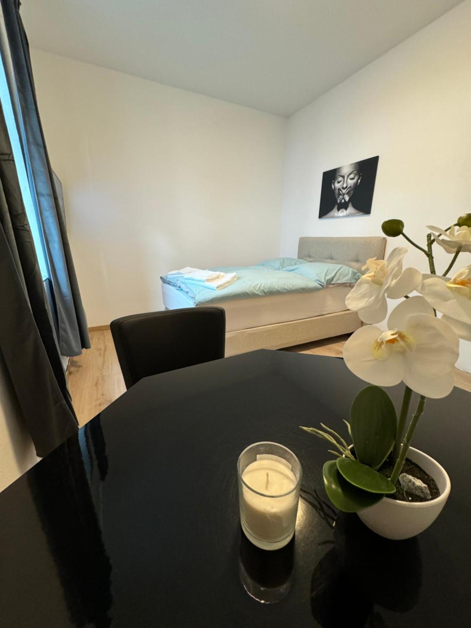 City Ferien Wohnungen 1 โรเซินไฮม์ ภายนอก รูปภาพ