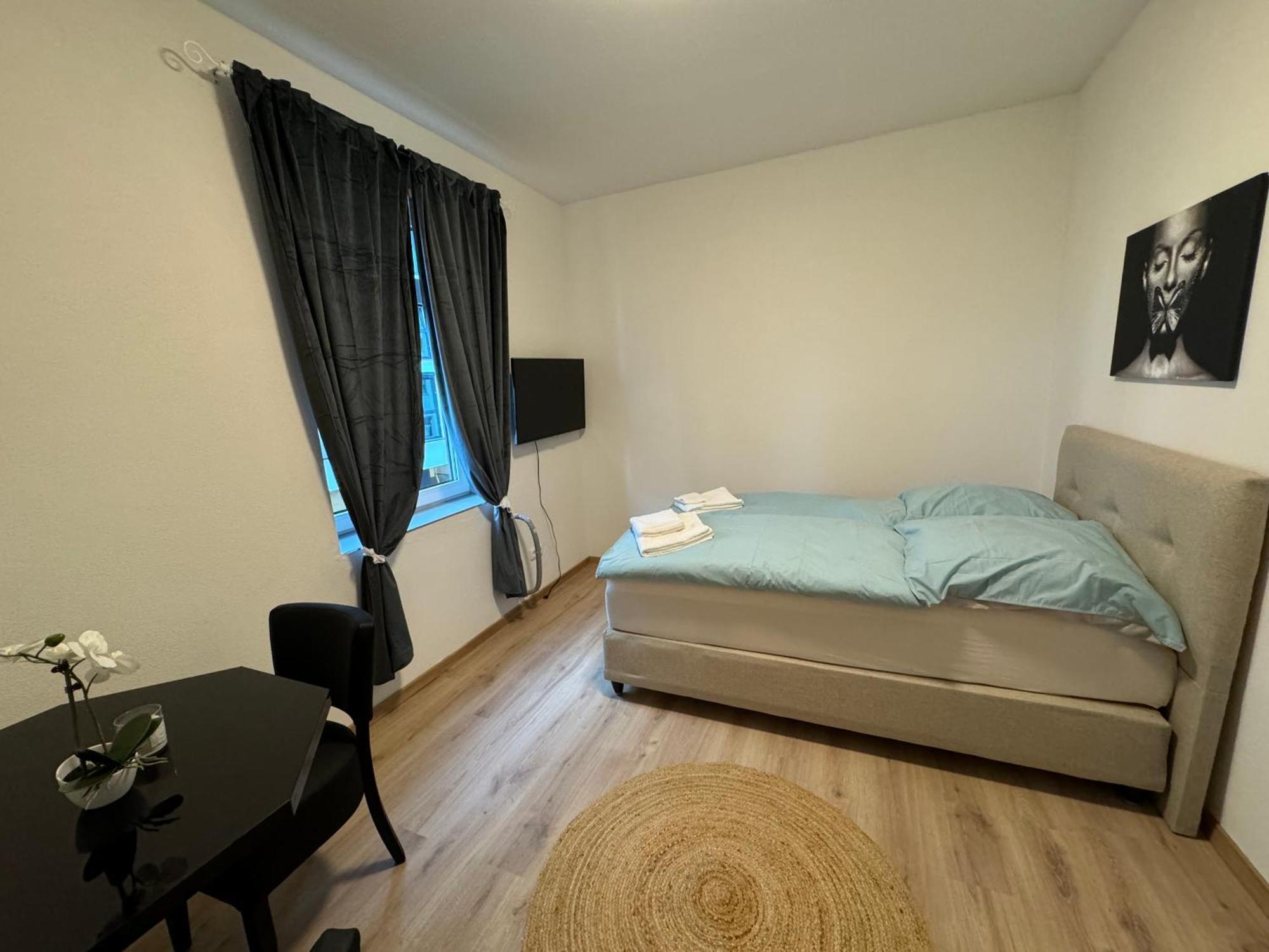 City Ferien Wohnungen 1 โรเซินไฮม์ ภายนอก รูปภาพ